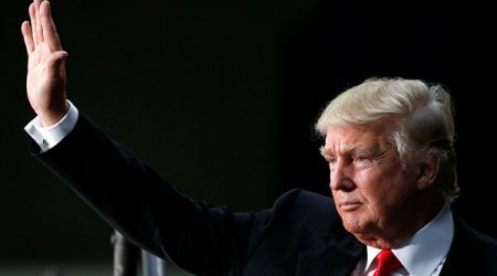 Tramp İrana qarşı şiddəti  bir az da gücləndirdi