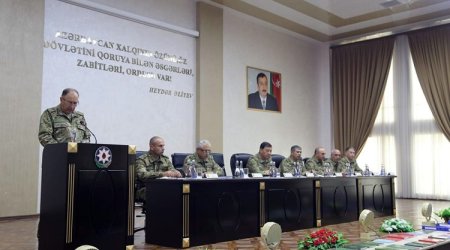 Müdafiə Nazirliyinin Kollegiya iclası keçirilib