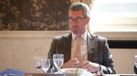 Ermənı xanımlar və avropalı parlamentarlar -  FAKTLAR