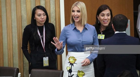 Trampın qızı BMT iclasında geyimi ilə gündəm yaratdı - FOTO