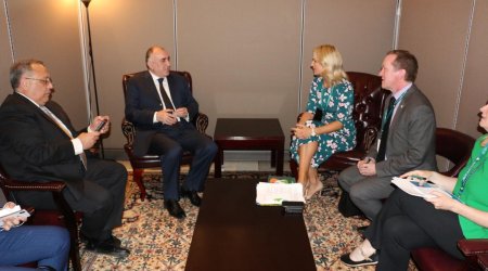 Azerbaijani FM meets with Minister for European Affairs of Ireland (PHOTO)
