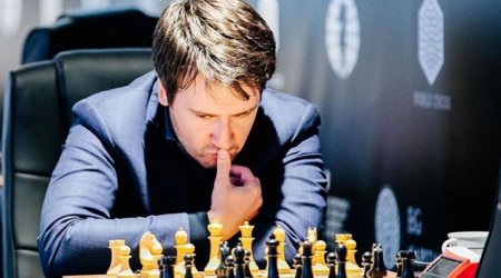 Teymur Rəcəbovdan heç-heçə