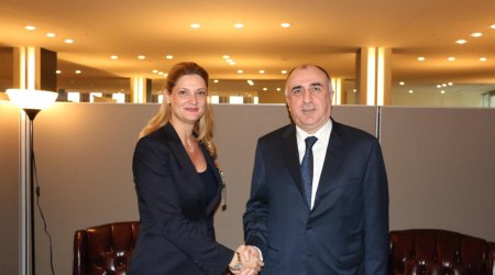 Azerbaijani FM meets with Minister of Foreign Affairs of Romania (Photo)