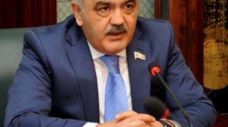 Rövnəq Abdullayev Binəqədidə baş vermiş qarşıdurmadan danışdı