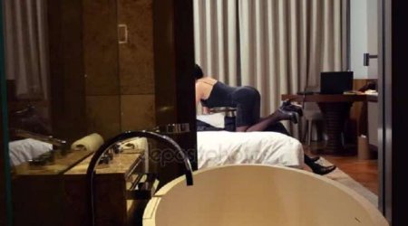 Kişi arvadını bələdiyyə sədri ilə intim münasibətdə tutdu - Azərbaycanda - VİDEO