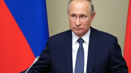 Prezident Ağabəy Əsgərova medal verdi