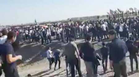 Minlərlə azərbaycanlı Tərtər istiqamətində təmas xəttinə yürüş etdi - VIDEO