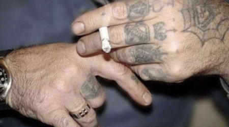 Kriminal avtoritetin evinə basqın - Belə həbs edildi (VİDEO)