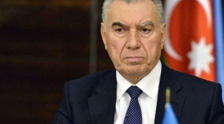 Prezident Əli Həsənovu vəzifəsindən azad etdi