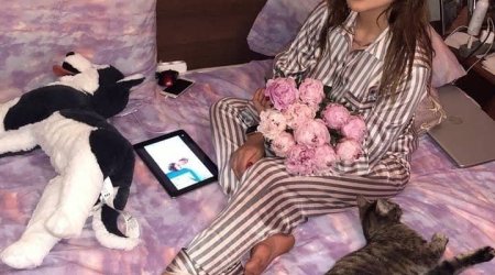 Qıza 107 bıçaq zərbəsi endirib onunla foto çəkdirən şəxsə hökm oxundu - FOTO