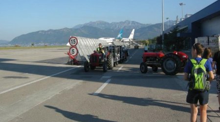 Ermənilər Azərbaycan sərhədindən 300 metr məsafədə yeni aeroport tikir - VİDEO