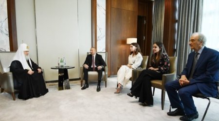 Prezident və xanımı Kirill ilə görüşdü - FOTO