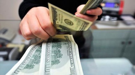 Dövriyyədən çıxarılmış rus pulunun bir əskinasına 2000 dollar verirlər - FOTO