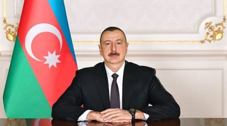 Prezident Dövlət Komissiyasının tərkibində dəyişiklik edib