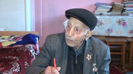 Lukaşenko Azərbaycan vətəndaşına məktub göndərdi - FOTOLAR