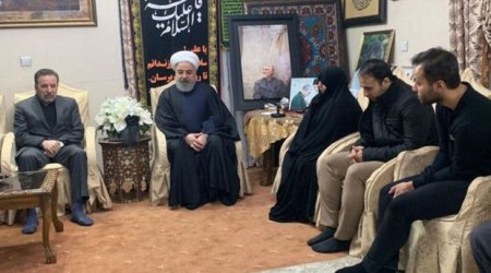 Ruhani Süleymaninin ailəsinə baş çəkdi