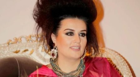 Elza Seyidcahan deputatlığa namizəd oldu