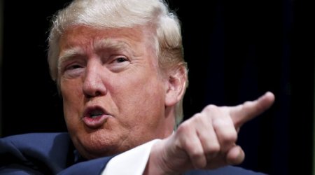 Tramp: İranı şiddətli sanksiyalar gözləyir, hərbi gücdən istifadə etməyəcəyik