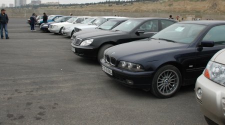 İki dövlət qurumu avtomobillərini satışa çıxarır - QİYMƏTLƏR