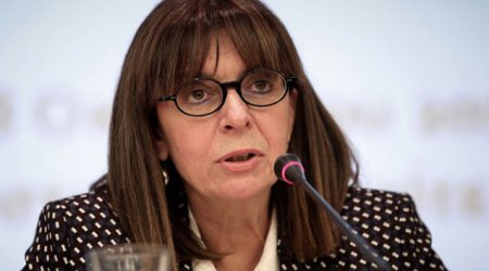 Yunanıstanda ilk dəfə qadın prezident seçildi