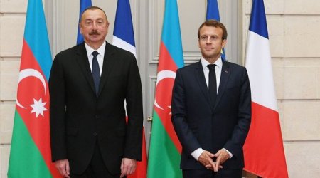 İlham Əliyev Fransa prezidenti ilə Qarabağ münaqişəsini müzakirə etdi