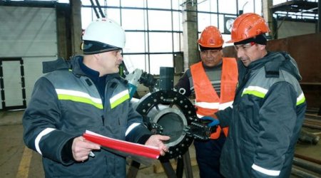Азербайджанские специалисты строят  НПЗ в Беларуси