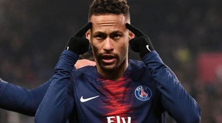 Neymardan ad günü fırıldağı