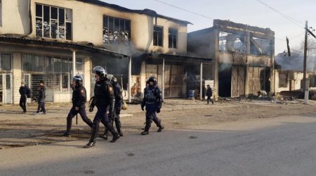 Qazaxıstanda milli zəmində dəhşətli dava: 8 ölü, 40 yaralı - VİDEO