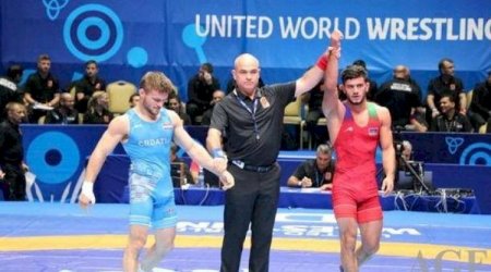 Azərbaycanlı güləşçi erməniyə qalib gəldi