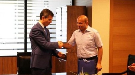 Soyadı olmayan yeni millət vəkili kimdir? - FOTOLAR