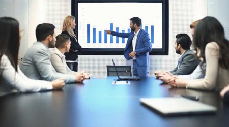 Millət vəkilinin oğlu Londonda şirkət açıb - FOTOFAKT