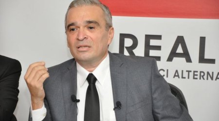 İlqar Məmmədov koronavirusdan danışdı: 