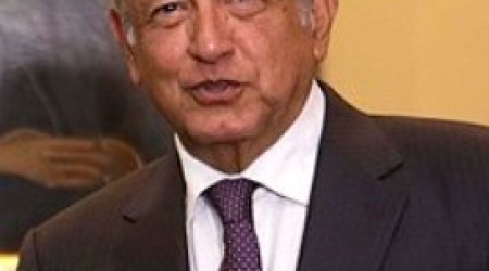 Президент Мексики допустил закрытие новых нефтяных скважин
