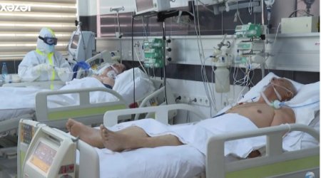 Azərbaycanda koronaviruslu xəstələrin dəhşətli görüntüsü: Boğulurlar - VİDEO