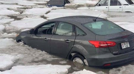 Ermənistanda onlarla maşın asfaltın altında qaldı - FOTO