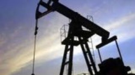 Цены на нефть опускаются, несмотря на данные API о снижении запасов в США