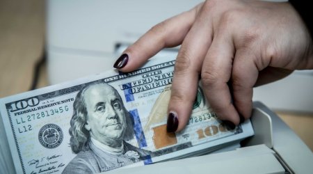 На валютном аукционе ЦБА спрос на доллар возрос