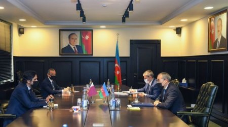 Министр экономики Азербайджана встретился с послом Катара