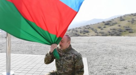 Prezidentlə ailəsinin dünənki səfərdən - Fotoları