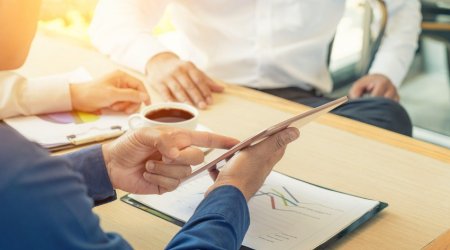 Иностранные инвестиции в Азербайджан в январе сократились более чем на 10%