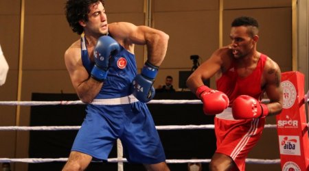 Азербайджанские боксеры пробились в финал турнира 
