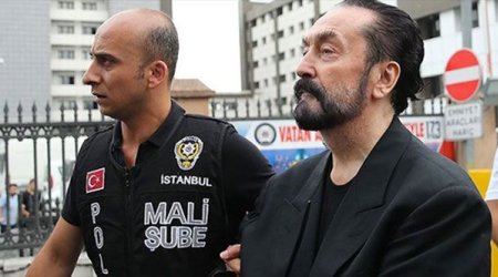 Adnan Oktar həbsxanada tanınmaz hala düşüb - FOTO