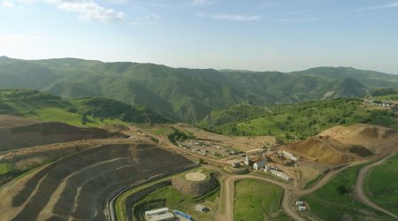 Prezident “Çovdar” qızıl mədəninin fəaliyyəti ilə tanış olub