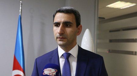 Nazir müavini çalışdığı qurumda qardaşına yüksək vəzifə verib