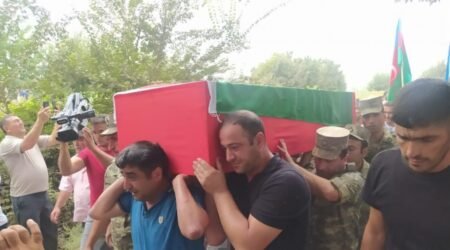 Şəhidimiz dəfn olundu 