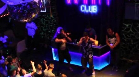 Məşhur gecə klublarına görə iki polis rəisi işdən çıxarıldı