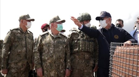 Hulusi Akar Türkiyə-İran sərhədindədir