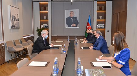 Ceyhun Bayramov Minsk Qrupunun yeni həmsədri ilə görüşdü