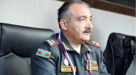 Azərbaycanın Quru Qoşunları komandanı Moskvada səfərdədir - FOTO