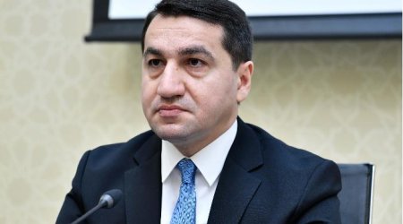 Hikmət Hacıyevdən sülhməramlıların mandatı barədə AÇIQLAMA